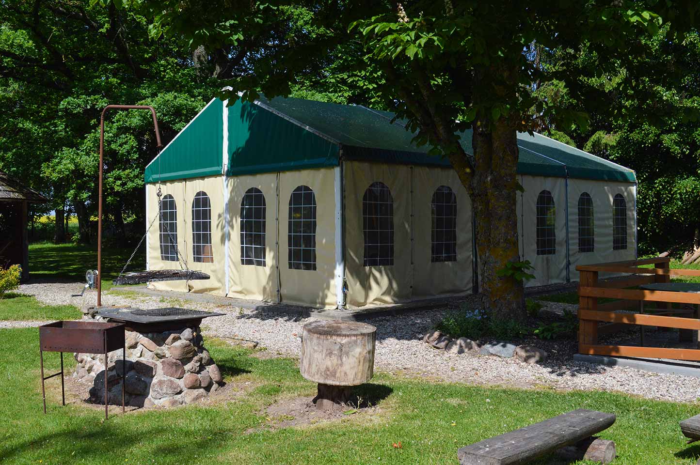 Telts pasākumiem Eglieni